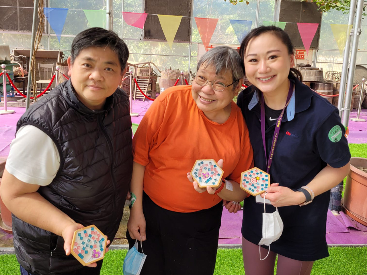 陪同“圣公會(huì)麥理浩夫人中心”長者旅行游玩